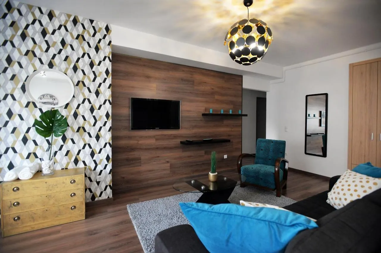 One Luxury Suites Eger 0*,  Hungary