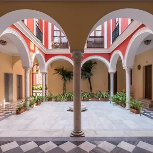 Pilatos Superior Apartment Seville