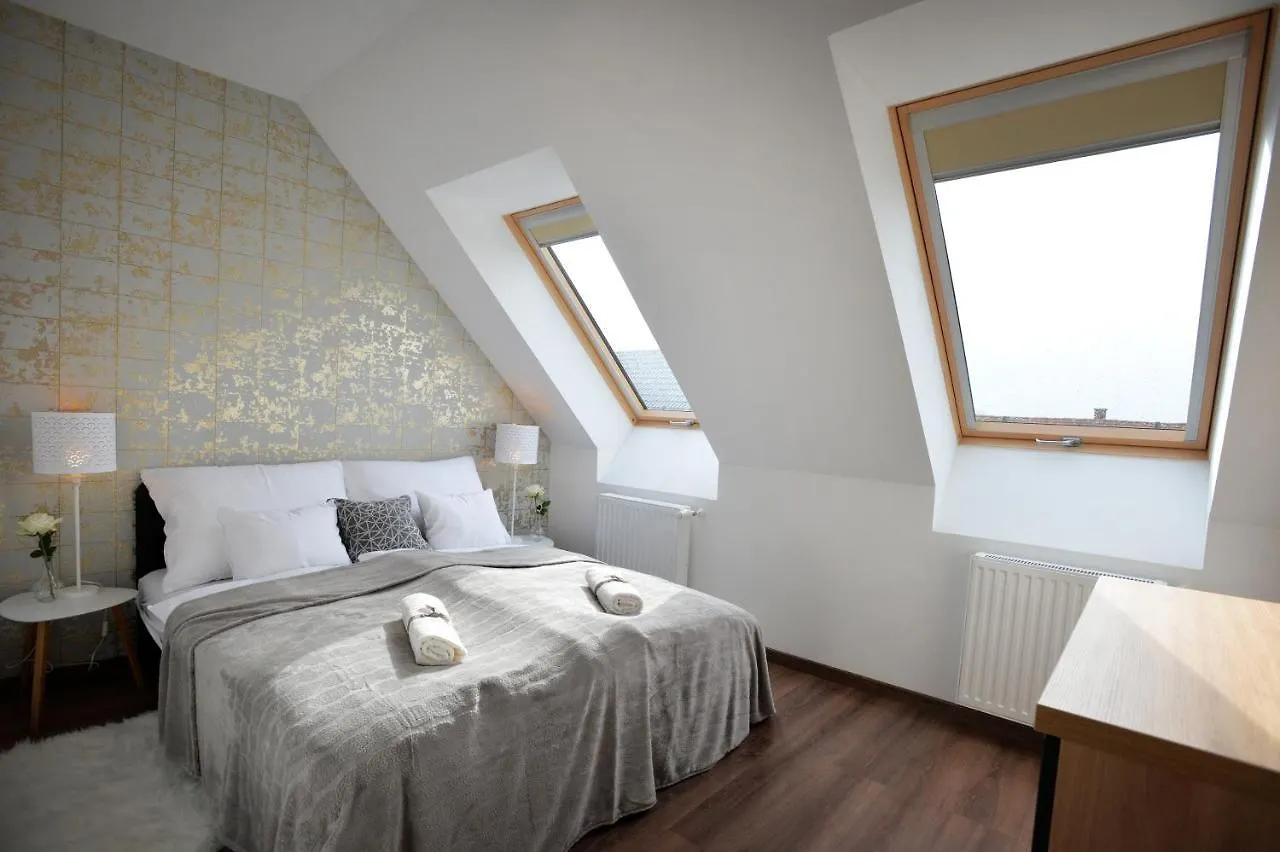 Lejlighed One Luxury Suites Eger