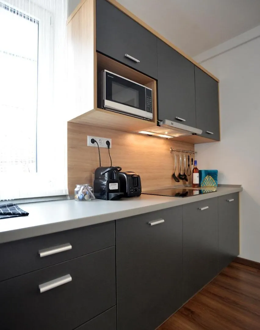One Luxury Suites Eger 0*,  Ungarn